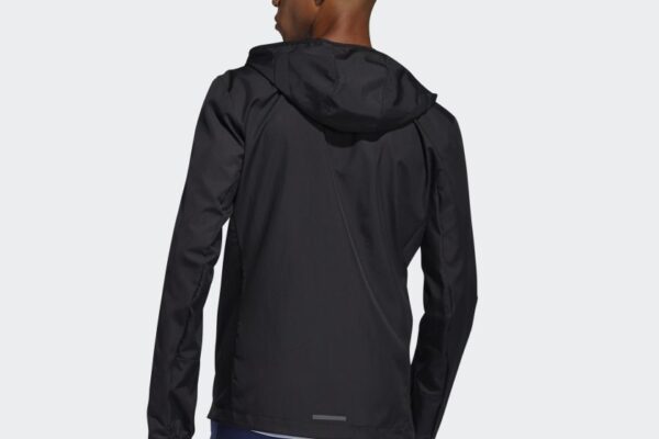 Cortavientos con capucha Own the Run Negro FL6964 23 hover model Copy